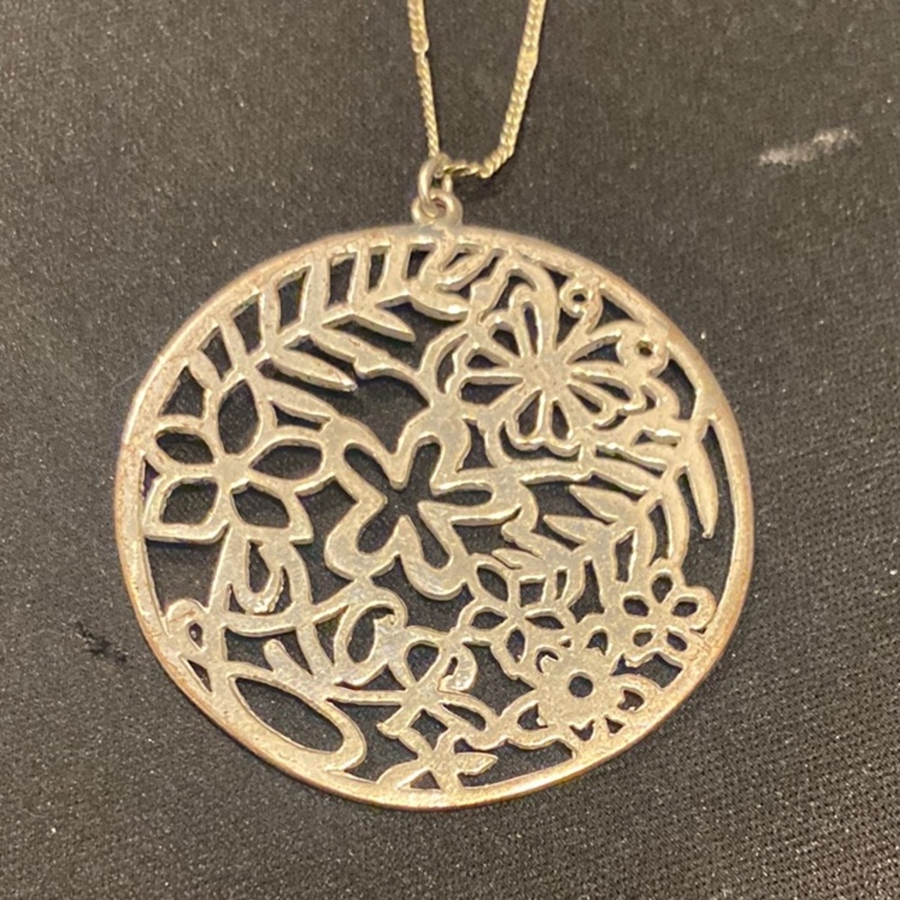 Y2K Roxy Floral Pendant Necklace